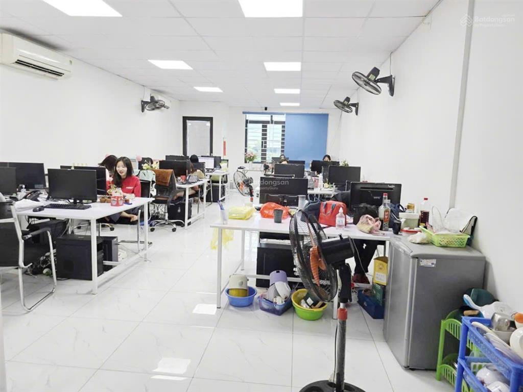 Cho thuê nhà trung văn  mễ trì. dt 90m2, 6 tầng thông sàn, thang máy, cho thuê đa ngành