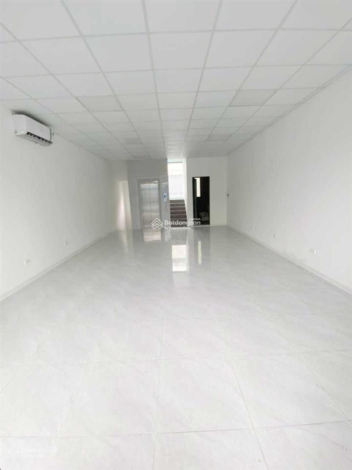 Cho thuê nhà riêng kđt galaxy tố hữu. dt 90m2, 6 tầng thang máy, full điều hòa. ô tô đỗ cửa