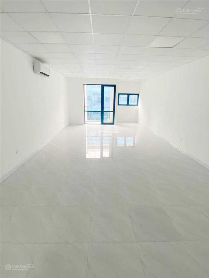 Cho thuê nhà riêng kđt galaxy tố hữu. dt 90m2, 6 tầng thang máy, full điều hòa. ô tô đỗ cửa