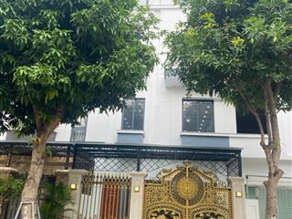 Cho thuê nhà mới 100% lê trọng tấn, dương nội. dt 150m2, 4 tầng, thang máy. căn siêu đẹp