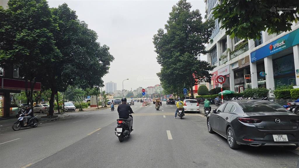 Chính chủ bán liền kề mặt phố 131m2 kinh doanh mỗ lao nguyễn văn lộc hà đông  0934 578 ***