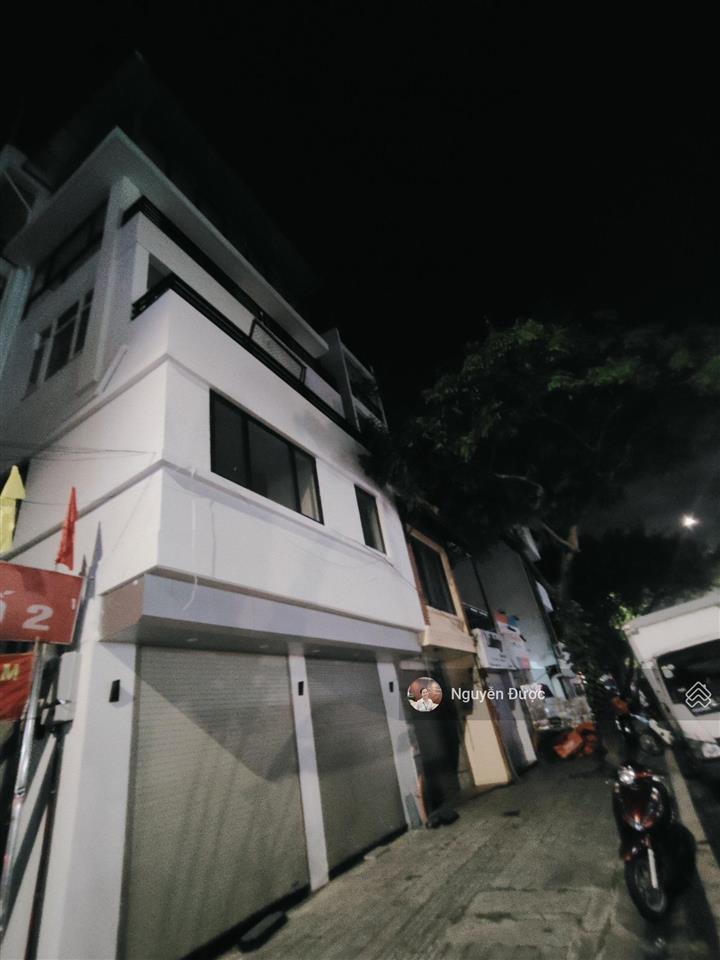 Bán nhà mặt phố yên lãng dt 60/88mx mặt tiền 6.8m, 5 tầng, thang máy, 2 mặt thoáng, lô góc