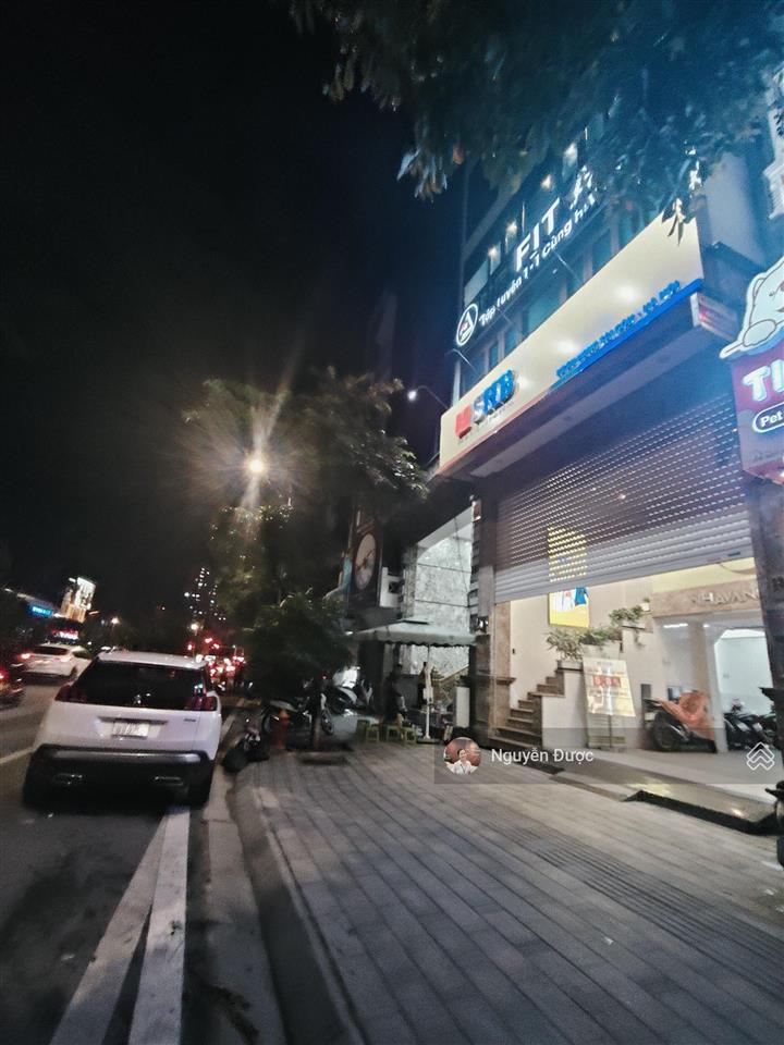 Bán nhà mặt phố yên lãng dt 60/88mx mặt tiền 6.8m, 5 tầng, thang máy, 2 mặt thoáng, lô góc