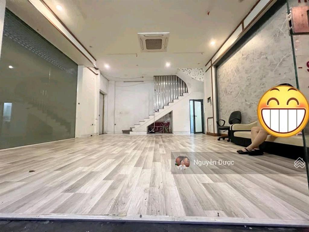 Gấp, chủ giảm mạnh, chỉ 35,5 tỷ có ngay nhà dt 85m mặt phố quận đống đa, sổ vuông đẹp, vỉa hè 5m