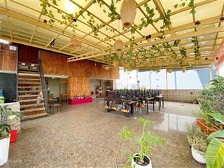Cho thuê mặt bằng sân thượng tại 73 phan đình phùng phú nhuận, siêu vị trí, 120m2 giá cực tốt