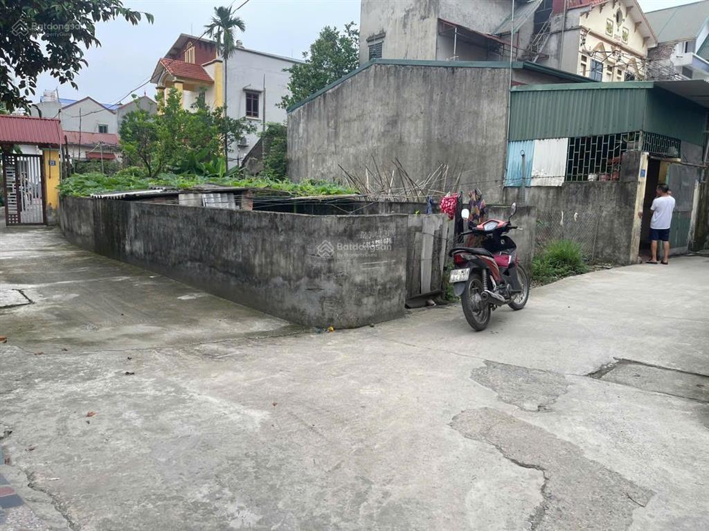 Cần bán 58m2 lô góc tại sinh liên, tam hưng, thanh oai. giá 4,15tỷ. 0977 497 ***