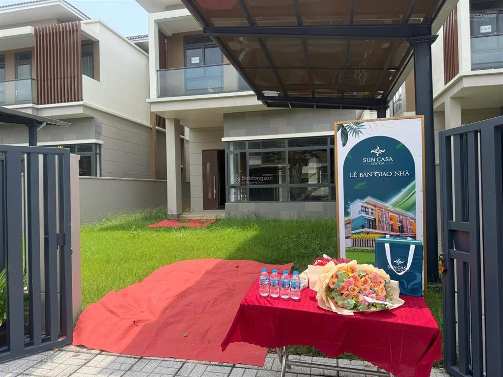 Biệt thự đơn lập 250m căn duy nhất tại kđt sun casa central . thanh toán 30% nhận nhà ngay