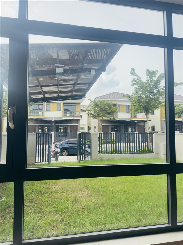 Biệt thự đơn lập 250m căn duy nhất tại kđt sun casa central . thanh toán 30% nhận nhà ngay