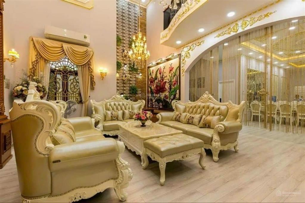 Bán biệt thự đẹp đường nguyễn đình chiểu, p. đa kao, quận 1, dt (9 x 25m) 4 tầng. giá bán 320 tỷ