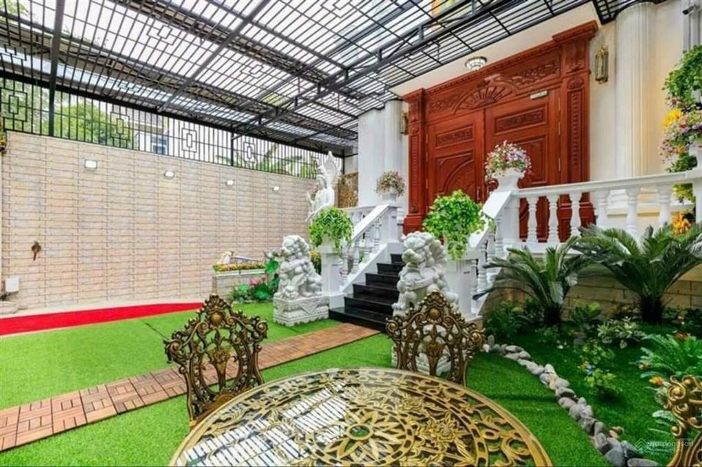 Bán biệt thự đẹp đường nguyễn đình chiểu, p. đa kao, quận 1, dt (9 x 25m) 4 tầng. giá bán 320 tỷ