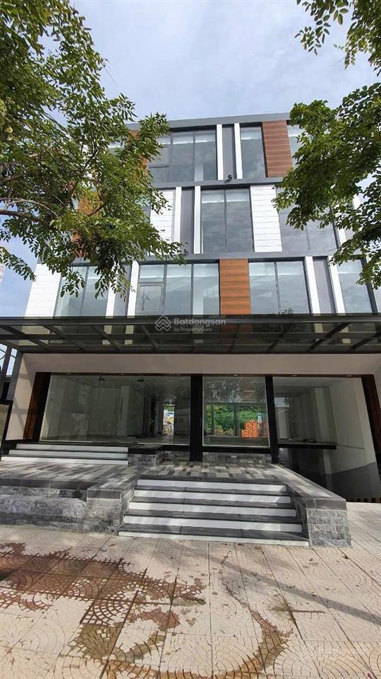 Bán tòa nhà 2mt ngay phan văn đáng, p. thạnh mỹ lợi, quận 2. dt 18 x 20m. hầm  5 tầng. giá 75 tỷ