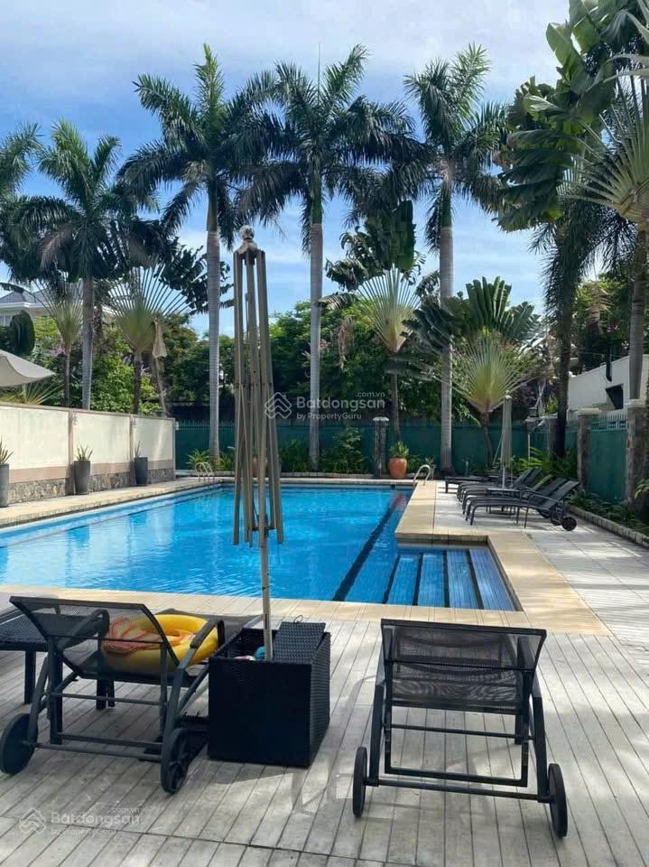 Bán tòa nhà góc 3mt nguyễn văn hưởng, thảo điền. dt 30 x 40m (1000m2). hầm 6 tầng. giá 400 tỷ