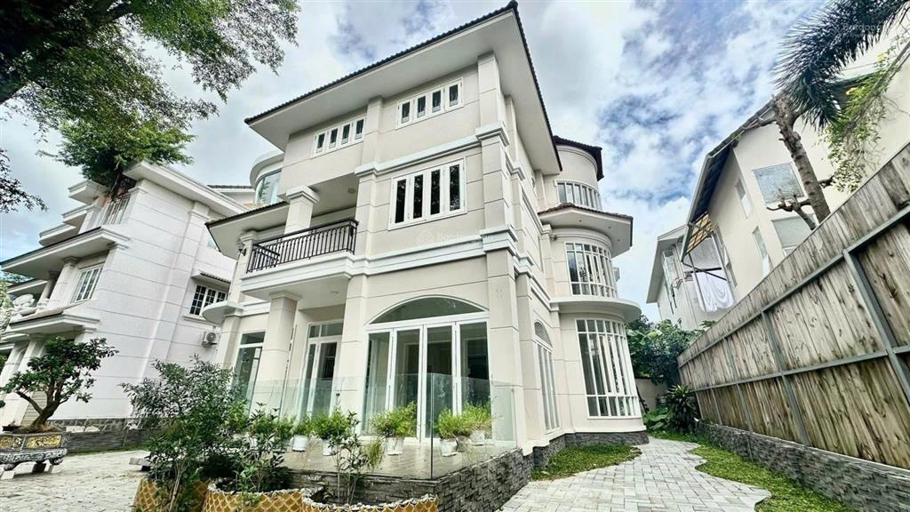 Siêu hiếm! biệt thự lan anh village, bình an, quận 2. dt 18 x 21m. kc 3 tầng. giá bán 220 tỷ