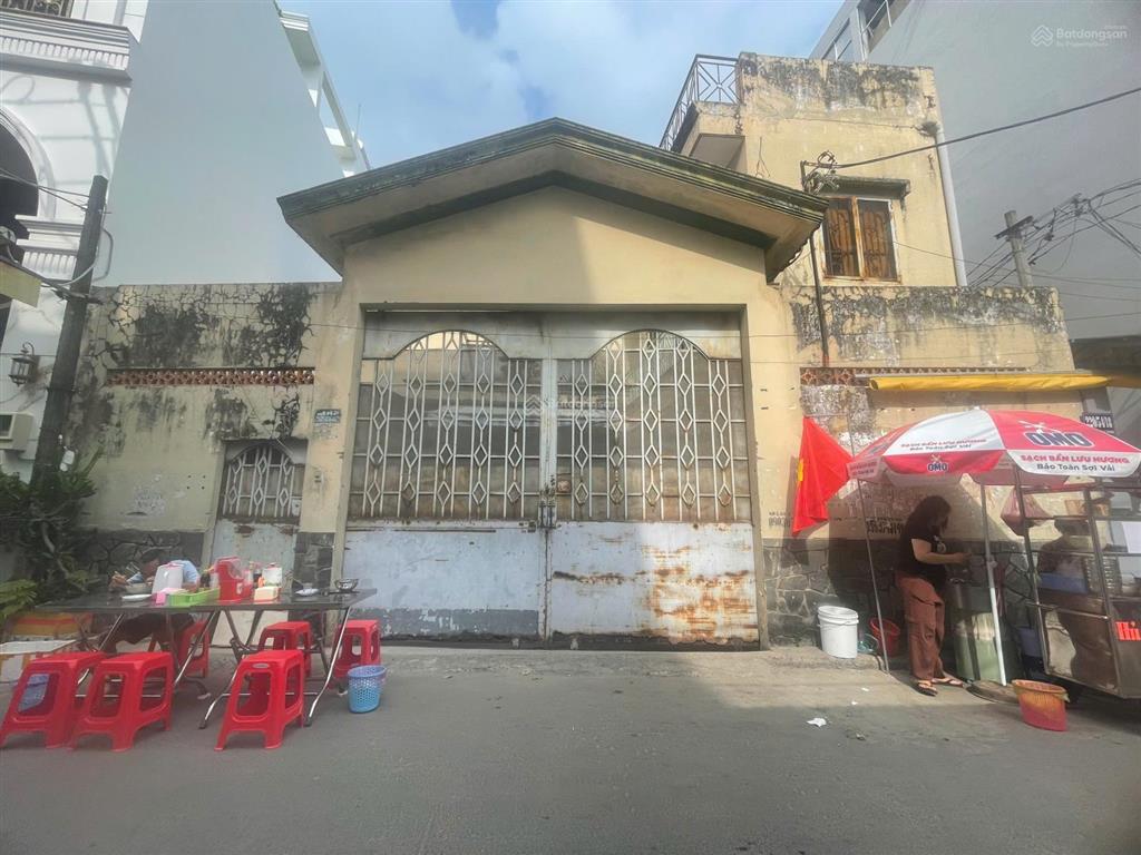 Bán nhà ngay đường âu cơ, phường tân thành, tân phú. dt 12 x 33m. cn 366m2. giá 29 tỷ