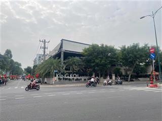 Siêu hot! góc 2 mt lê văn việt, p tăng nhơn phú a, quận 9 dt(35 x 70m) 3 tầng giá 300 tỷ