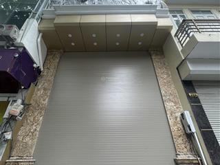 Mặt phố hàm long  hai bà trưng, 80m2, 7 tầng, mt 5.4m, thang máy, sổ vuông, vỉa hè rộng giá 64 tỷ