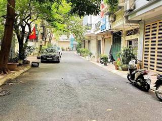 Bán nhà mặt ngõ ô tô tránh, kinh doanh, phố hoàng cầu  đống đa, gần phố, 50m2, 5 tầng, giá 20 tỷ