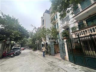 Phân lô ô tô tránh đỗ phố ngọc khánh  ba đình, 85m2, 5 tầng, 5m mặt tiền, nhà đẹp, giá 30 tỷ