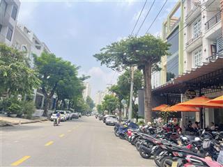 Cần cho thuê hưng gia 2 đường số 2, 50triệu/ tháng 1 trệt 2 lầu 1 áp mái 6x18m