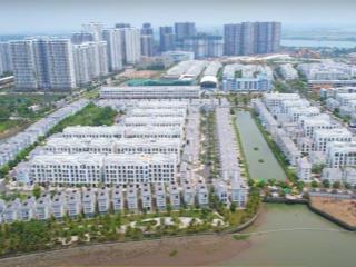 Cho thuê nhà phố 1,350m2 liền kề vinhomes grand park, 150tr, thang máy