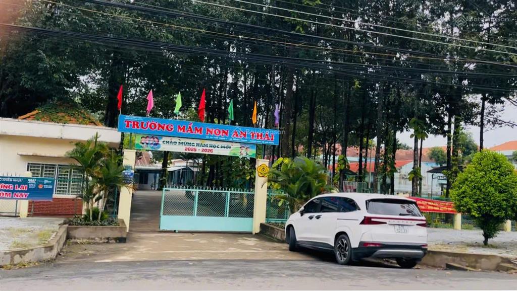 Ngộp bank cần ra gấp lô đất đẹp nằm cách chợ an thái 400m, diện tích 300m2 có thổ cư giá 450 triệu