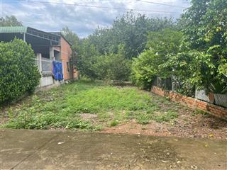 Cần bán lô đất full thổ sau trường học giá 490 triệu, sổ hồng riêng cách trục dh507 chỉ 100m