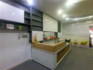 Vị trí đẹp. mt building vp nguyễn trọng tuyển p8 phú nhuận. 5 x 25m  7 lầu  hđt 60tr/th  36 tỷ