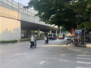 Chủ cần bán nhà tăng thiết giáp gần phạm văn đồng hàng xóm thành phố giao lưu dt 50m2 giá 12tỷ