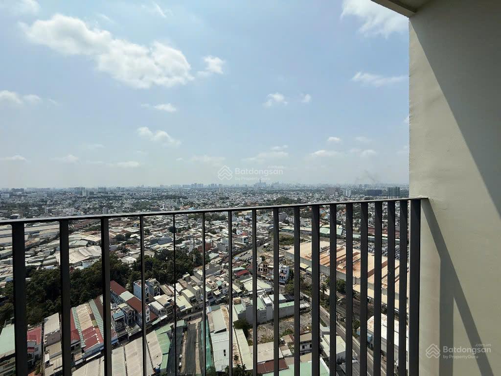 Nhà đẹp + tầng đẹp + hướng đẹp, bcons polygon, căn góc 67m2, giá chỉ 2 tỷ 820  bao thuế phí