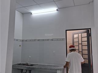 Cho thuê nhà riêng lẻ cấp 4 bình thành, bình hưng hòa b, bình tân