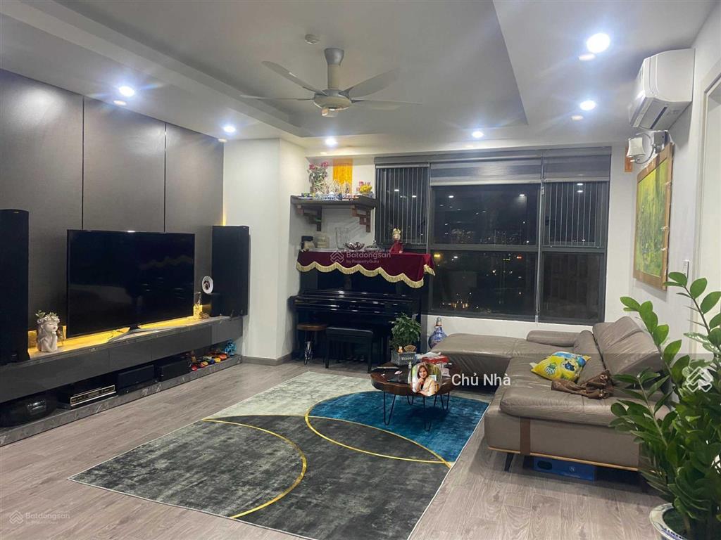 Chính chủ cần bán căn 55m2 starcity lê văn lương, 2 phòng ngủ, full nội thất, giá 5 tỷ