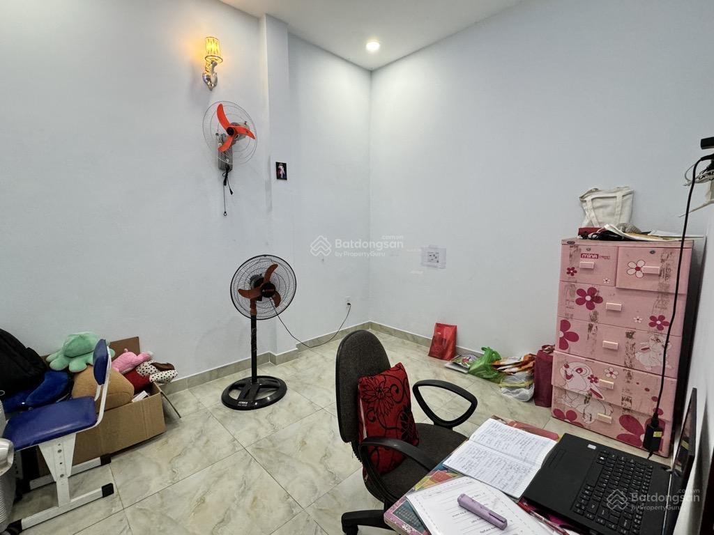 Cần bán gấp nhà nguyễn tư giãn p.12  60m2 (4x15)  3 phòng  hẻm xe hơi cách mt 1 căn  chỉ 6 tỷ