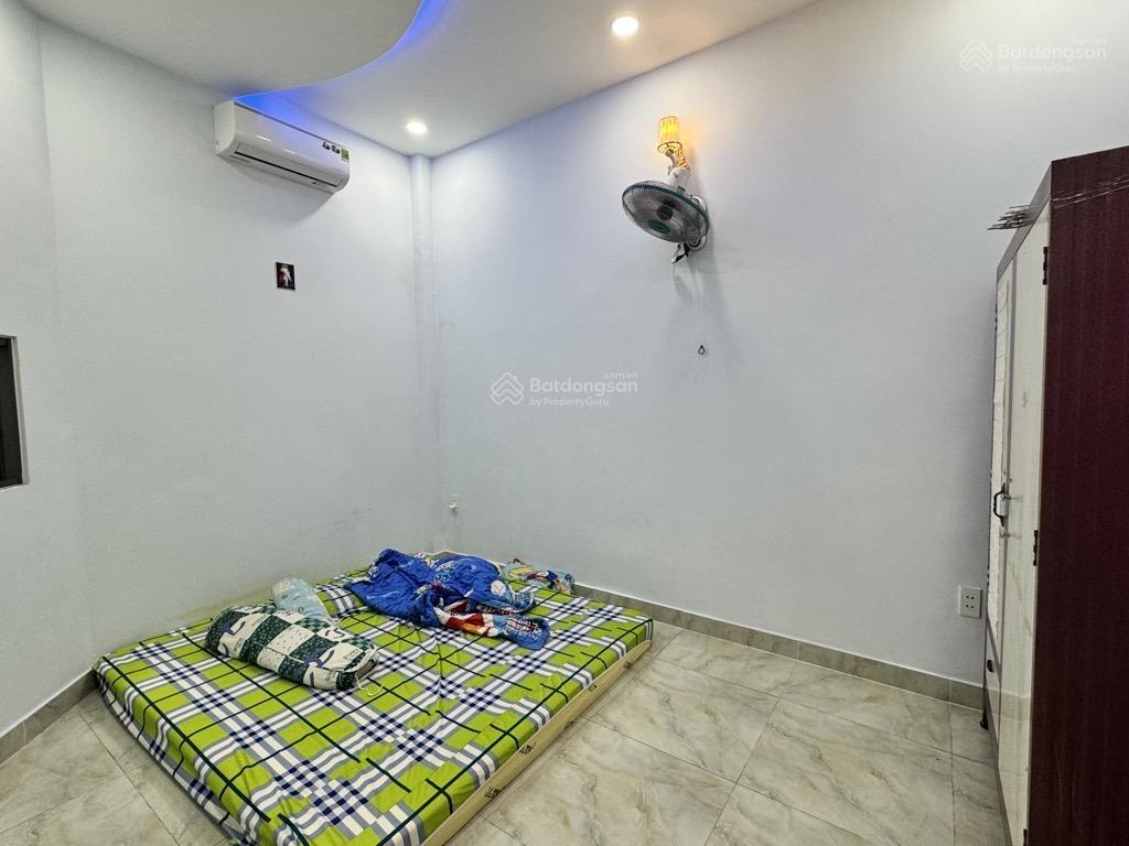 Cần bán gấp nhà nguyễn tư giãn p.12  60m2 (4x15)  3 phòng  hẻm xe hơi cách mt 1 căn  chỉ 6 tỷ