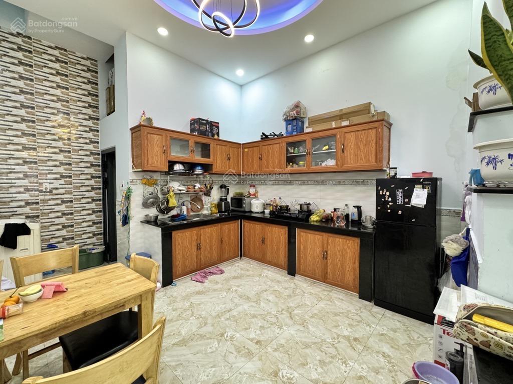 Cần bán gấp nhà nguyễn tư giãn p.12  60m2 (4x15)  3 phòng  hẻm xe hơi cách mt 1 căn  chỉ 6 tỷ