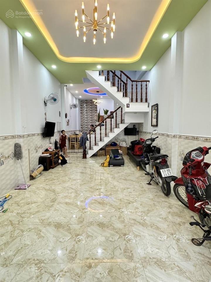 Cần bán gấp nhà nguyễn tư giãn p.12  60m2 (4x15)  3 phòng  hẻm xe hơi cách mt 1 căn  chỉ 6 tỷ