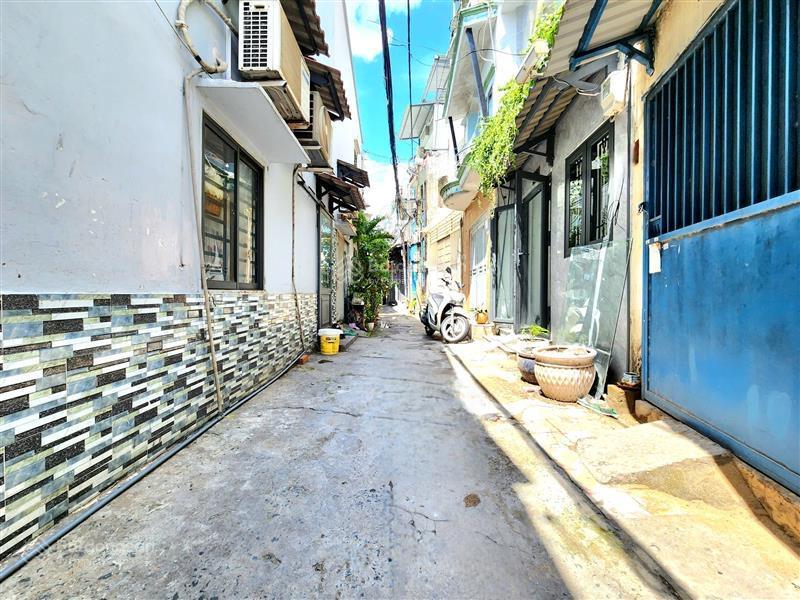 Chỉ 2.8 tỷ có nhà trung tâm gò vấp, quang trung p10, nhà mới 2tầng rộng 24m2, hẻm thông 4m