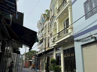Nhà 3 lầu đẹp , full nội thất vô ở liền. khu vip.pháp lý chuẩn, xe hơi đậu cửa, giá 5ty950 triệu tl