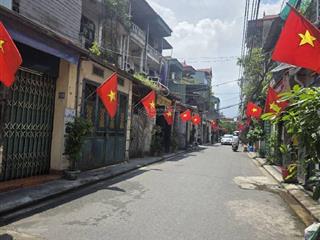Gần phố  mặt tiền rộng  thông số đẹp  ngõ thoáng  36 m2  ngọc trì  thạch bàn