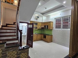 Khu trung tâm  ngõ nông  giao thông tiện  nhà ở luôn  45 m2  ngọc thụy