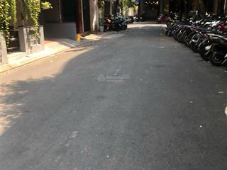 Bán khuôn đất đẹp ngay cộng hoà p13 q. tb  đối diện etown cộng hoà dt 12 x 37m giá 50 tỷ