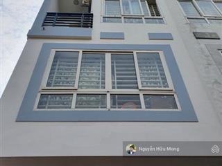 Bán nhà đường hoàng mai  lô góc ô tô vào nhà, dt 49m2, 4 ngủ, mt4.2m  giá 9 tỷ