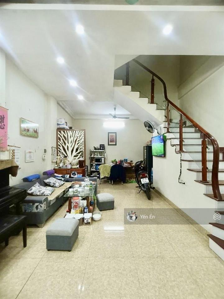 Bán nhà vũ tông phan45m2mt 5mnhà đẹp dân xâygần mặt phốchỉ 8,8 tỷ