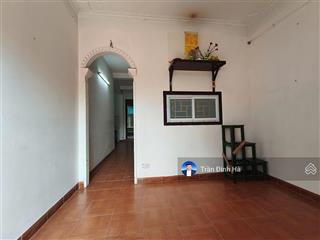 Bán căn hộ khu tập thể bộ đội biên phòng, 48/75m2, 4.2 tỷ cầu giấy hà nội.  0886 743 ***