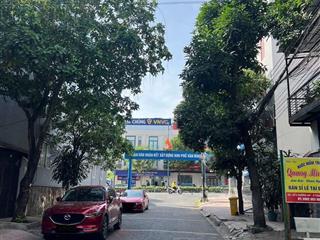 Mt 447b lê văn việt 72m2  7.1 tỷ