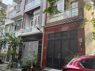Nhà 3 tầng hiệp phú  lê văn việt  6.3 tỷ