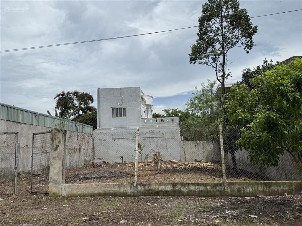 Chị cần tiền bán gấp nền biệt thự 400m view sông duy nhất còn lại khu 586 giá 10,5ty 0906 949 ***