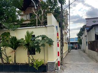 Ông anh cần bán gấp nhà gốc mái thái mt võ thị sáu,hong hẻm xe hơi.148m thổ giá 3ty950tr 0906 949 ***