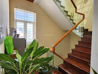 Kẹt ngân hàng bán gấp nhà hxh đẹp 5x12 cn 70m2 vuông đẹp tại thành thái, p14, q10 giá chỉ 14tỷ tl