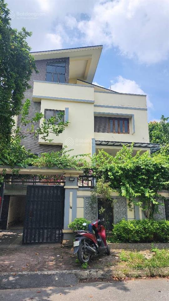Bán bt hoa phượng, 39 tỷ, 310m2, 11pn, 10wc, hoài đức, hà nội, giá tốt