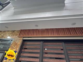 Toà nhà cho thuê căn hộ  35m2  6 tầng  thang máy  dòng tiền gần 600 triệu/ năm